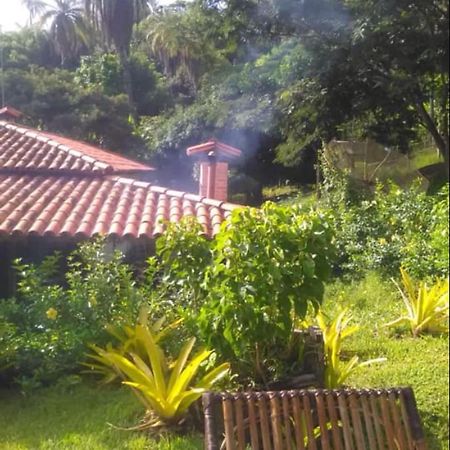 Pousada Rancho Flores Каэте Экстерьер фото