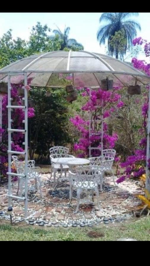 Pousada Rancho Flores Каэте Экстерьер фото
